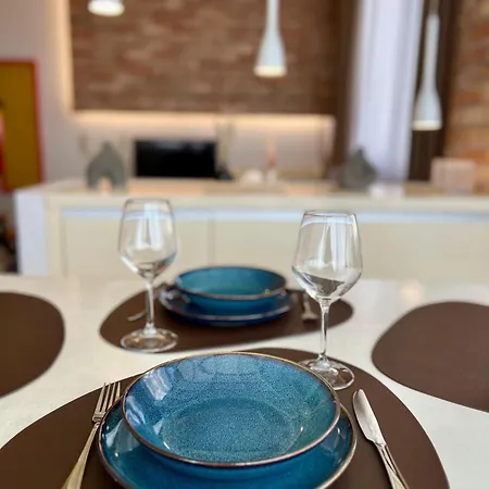 Апартаменты Downtown Dream Duplex *